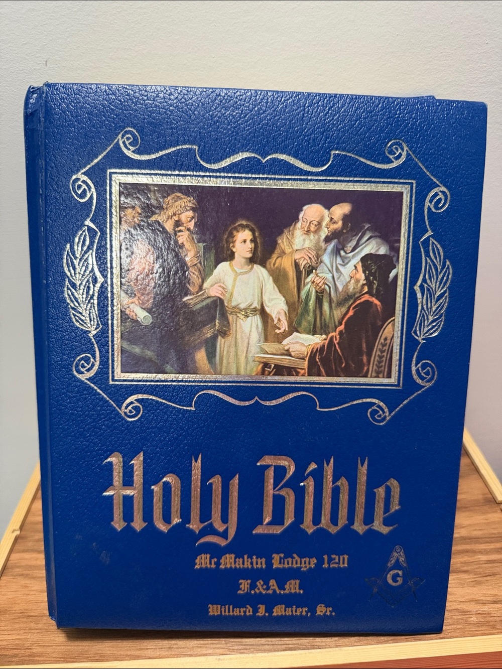Vintage 1970 Masonic Heirloom Family Holy Bible Hardcover - KJV